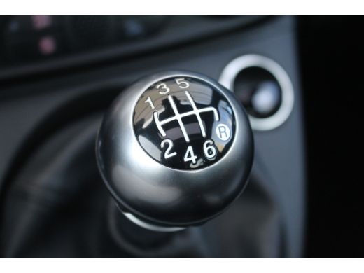 Fiat 500 Fiat 1.0 Hybrid Rockstar | Pano | Climate | LMV | Navi | Carplay | ActivLease financial lease