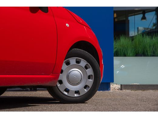 Fiat 500 Fiat 1.2 Young | Airco | Cruise control | Airco | Cruise control ActivLease financial lease
