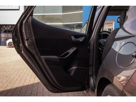 Ford Fiesta 1.0 EcoBoost Titanium | Stuurwiel verwarmd | Verwarmde voorruit | Voorstoelen verwarmd ActivLease financial lease
