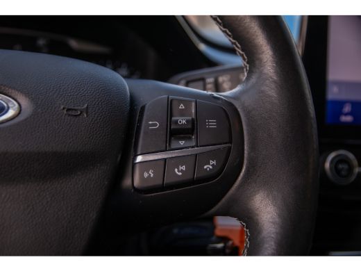 Ford Fiesta 1.0 EcoBoost Titanium | Stuurwiel verwarmd | Verwarmde voorruit | Voorstoelen verwarmd ActivLease financial lease