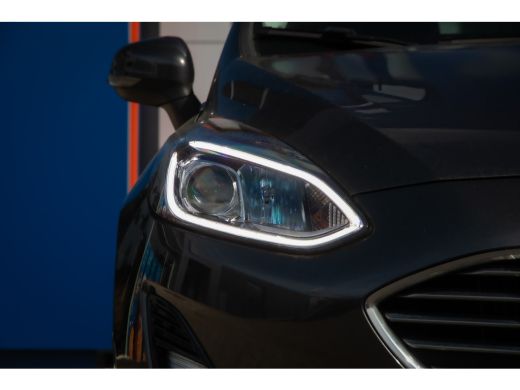 Ford Fiesta 1.0 EcoBoost Titanium | Stuurwiel verwarmd | Verwarmde voorruit | Voorstoelen verwarmd ActivLease financial lease