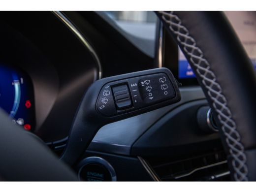 Ford Focus 1.0 EcoBoost Titanium X Business ActivLease financial lease