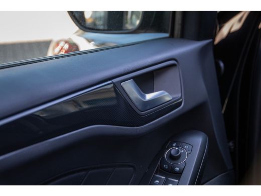 Ford FOCUS Wagon 1.0 EcoBoost Hybrid ST Line | Achteruitrijcamera | Apple Carplay/Android Auto|telefoonintegratie ... ActivLease financial lease