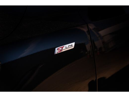 Ford FOCUS Wagon 1.0 EcoBoost Hybrid ST Line | Achteruitrijcamera | Apple Carplay/Android Auto|telefoonintegratie ... ActivLease financial lease
