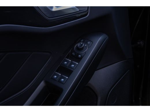 Ford FOCUS Wagon 1.0 EcoBoost Hybrid ST Line | Achteruitrijcamera | Apple Carplay/Android Auto|telefoonintegratie ... ActivLease financial lease