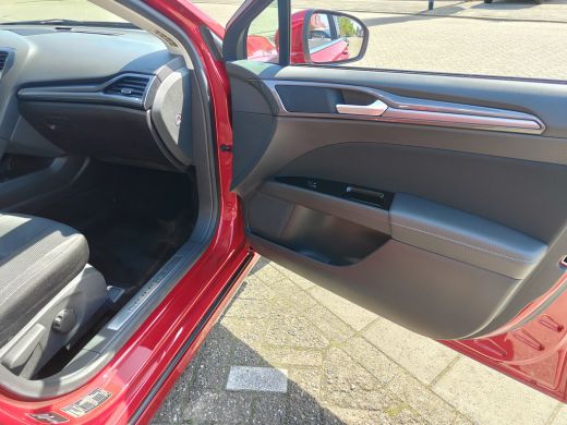 Ford Mondeo Wagon 2.0 IVCT 187pk Hybrid/Automaat/Titanium/Adaptive cruise/Camera ActivLease financial lease