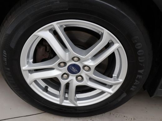 Ford Transit Connect 1.5 TDCI 100 PK L2 TREND EURO 6 + APPLE CARPLAY | TREKHAAK | NAVIGATIE ActivLease financial lease