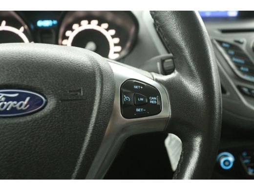 Ford Transit Courier 1.5 TDCI L1H1 Airco Cruise Camera Navigatie Trekhaak Elektrpakket ActivLease financial lease