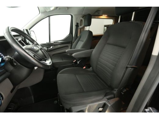 Ford Transit Custom 2.0 TDCI L2H1 | 170PK | Dubbele Cabine | 5 Persoons Airco Cruise Camera Trekhaak 2xSchuifdeur LED... ActivLease financial lease