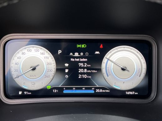 Hyundai KONA Electric Hyundai 64 kWh 204pk Pure | LED | Camera | Climate | Carplay | Keyless | Navigatie | 17" Lichtmet... ActivLease financial lease