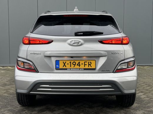 Hyundai KONA Electric Hyundai 64 kWh 204pk Pure | LED | Camera | Climate | Carplay | Keyless | Navigatie | 17" Lichtmet... ActivLease financial lease