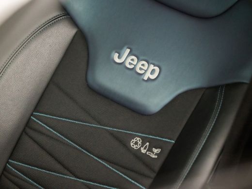 Jeep Compass 4xe 240 Plug-in Hybrid Electric Upland 240Pk Automaat (APPLE CARPLAY, GROOT NAVI, 360 CAMERA, VIR... ActivLease financial lease