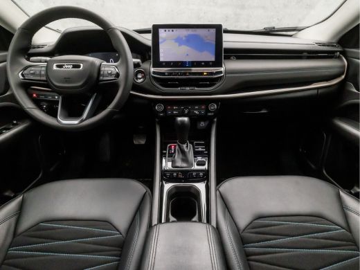 Jeep Compass 4xe 240 Plug-in Hybrid Electric Upland 240Pk Automaat (APPLE CARPLAY, GROOT NAVI, 360 CAMERA, VIR... ActivLease financial lease