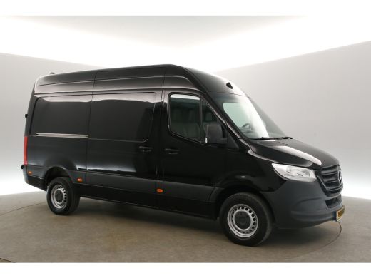 Mercedes Sprinter 314 2.2 CDI L2H2 143PK 2800kg Trekgew. Automaat Airco Camera Carplay Cruise Leder 3 Persoons Trek... ActivLease financial lease