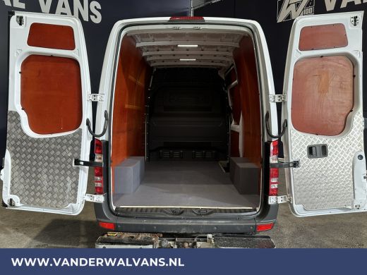 Mercedes Sprinter 316 CDI 164pk L2H2 Euro6 Airco | Navigatie | 2800kg Trekhaak | Cruisecontrol Parkeersensoren ActivLease financial lease