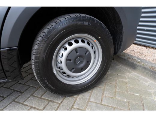 Mercedes Sprinter 317 1.9 CDI L2H2 170PK AUT 3,5T trekgewicht, Distronic, 10,25 MBUX, Navigatie, LED, side assist, ... ActivLease financial lease