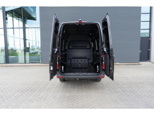 Mercedes Sprinter 317 1.9 CDI L2H2 170PK AUT 3,5T trekgewicht, Distronic, 10,25 MBUX, Navigatie, LED, side assist, ... ActivLease financial lease