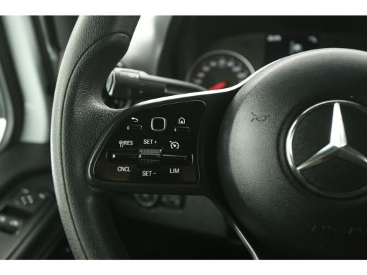 Mercedes Sprinter 317 1.9 CDI L3H2 170PK 3500kg Trekgew. Automaat Airco Camera Cruise PDC 3 Persoons Trekhaak ActivLease financial lease