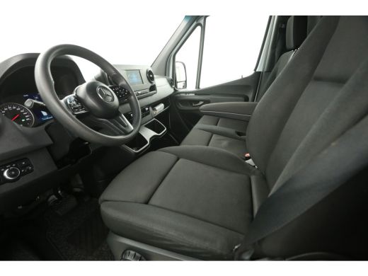Mercedes Sprinter 317 1.9 CDI L3H2 170PK 3500kg Trekgew. Automaat Airco Camera Cruise PDC 3 Persoons Trekhaak ActivLease financial lease