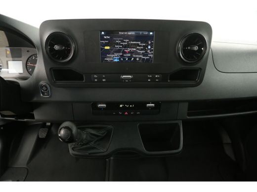 Mercedes Sprinter 317 CDI L2H2 170PK 360Camera Airco Cruise Carplay 3 Persoons Navigatie PDC Stoelverw. ActivLease financial lease
