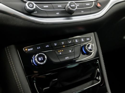 Opel Astra Sports Tourer 1.0 Innovation Sport (APPLE CARPLAY, GROOT NAVI, CLIMATE, LEDER, GETINT GLAS, SPORT... ActivLease financial lease