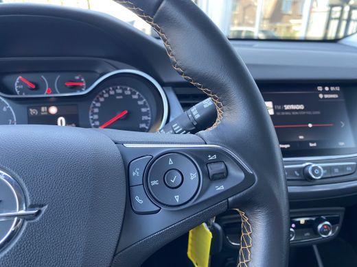 Opel Crossland X Opel 1.2 110PK Turbo Innovation | NAVIGATIE| TREKHAAK| CLIMATE CONTROL| PARKEERSENSOREN| CRUISE C... ActivLease financial lease
