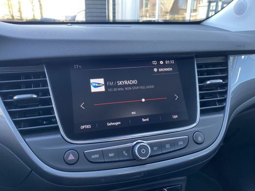 Opel Crossland X Opel 1.2 110PK Turbo Innovation | NAVIGATIE| TREKHAAK| CLIMATE CONTROL| PARKEERSENSOREN| CRUISE C... ActivLease financial lease