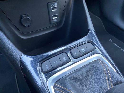Opel Crossland X Opel 1.2 110PK Turbo Innovation | NAVIGATIE| TREKHAAK| CLIMATE CONTROL| PARKEERSENSOREN| CRUISE C... ActivLease financial lease