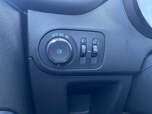 Opel Crossland X 1.2 Edition | NAVIGATIE| AGR-COMFORTSTOELEN| DAB| PARKEERSENSOREN| 4 SEIZOENENBANDEN| CRUISE CONT... ActivLease financial lease