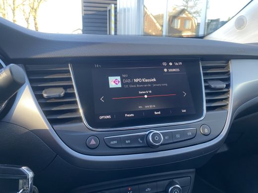 Opel Crossland X 1.2 Edition | NAVIGATIE| AGR-COMFORTSTOELEN| DAB| PARKEERSENSOREN| 4 SEIZOENENBANDEN| CRUISE CONT... ActivLease financial lease