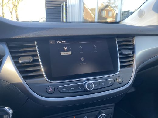 Opel Crossland X 1.2 Edition | NAVIGATIE| AGR-COMFORTSTOELEN| DAB| PARKEERSENSOREN| 4 SEIZOENENBANDEN| CRUISE CONT... ActivLease financial lease