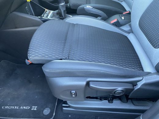 Opel Crossland X 1.2 Edition | NAVIGATIE| AGR-COMFORTSTOELEN| DAB| PARKEERSENSOREN| 4 SEIZOENENBANDEN| CRUISE CONT... ActivLease financial lease