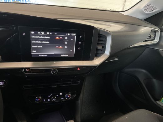 Opel Mokka-e Opel Edition 50-kwh 11kw ActivLease financial lease