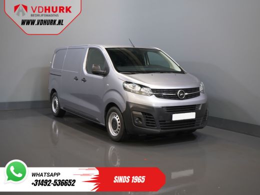 Opel Vivaro 2.0 CDTI 145 pk Aut. L2 BPM VRIJ! Carplay/ Camera/ PDC/ Cruise/ Airco Opel Vivaro 2.0 CDTI 145 pk Aut. L2 BPM VRIJ! Carplay/ Camera/ PDC/ Cruise/ Airco