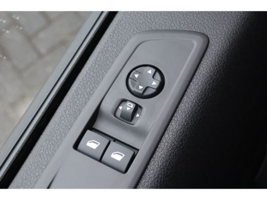Opel Vivaro 2.0 Diesel 180 pk Automaat S&S L3 DC | € 6.766,- Voorraad Voordeel | 17" Lichtmetalen velgen | Dy... ActivLease financial lease