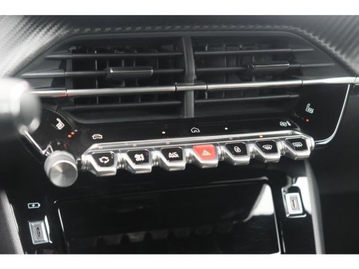 Peugeot 2008 Peugeot 1.2 PureTech 130 GT | Voorstoelen verwarmd met massagefunctie | Navi | Camera | Alcantara... ActivLease financial lease