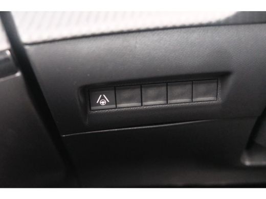 Peugeot 2008 Peugeot 1.2 PureTech 130 GT | Voorstoelen verwarmd met massagefunctie | Navi | Camera | Alcantara... ActivLease financial lease