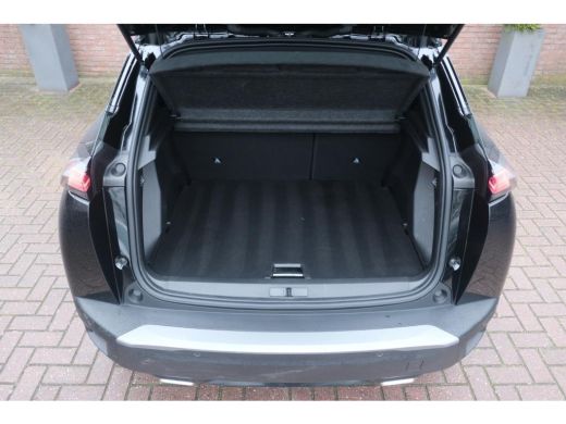 Peugeot 2008 Peugeot 1.2 PureTech 130 GT | Voorstoelen verwarmd met massagefunctie | Navi | Camera | Alcantara... ActivLease financial lease