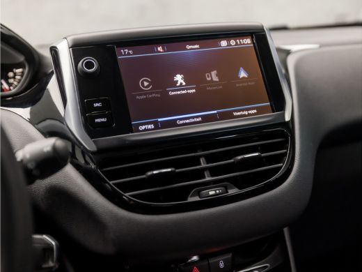 Peugeot 208 1.2 PureTech Sport Automaat (APPLE CARPLAY, NAVIGATIE, CLIMATE, PARKEERSENSOREN, SPORTSTOELEN, CR... ActivLease financial lease