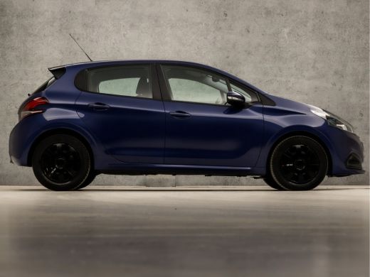 Peugeot 208 1.2 PureTech Sport Automaat (APPLE CARPLAY, NAVIGATIE, CLIMATE, PARKEERSENSOREN, SPORTSTOELEN, CR... ActivLease financial lease