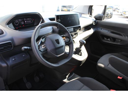 Peugeot Partner Peugeot 1.5 BlueHDi 100 S&S L1 | Navi by app | Camera | Keyless | Trekhaak | Climate control | Ni... ActivLease financial lease