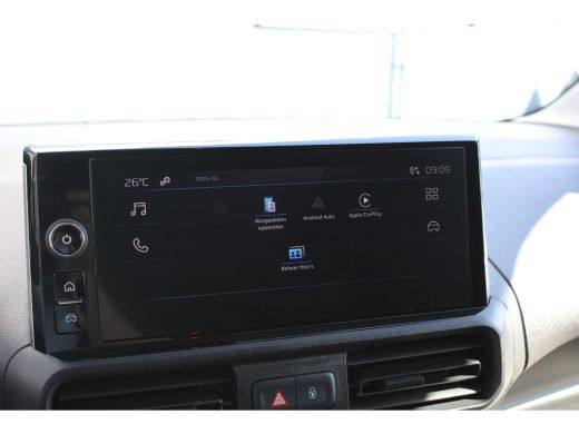 Peugeot Partner Peugeot 1.5 BlueHDi 100 S&S L1 | Navi by app | Camera | Keyless | Trekhaak | Climate control | Ni... ActivLease financial lease