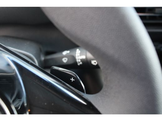 Peugeot Partner 1.5 BlueHDi 130 EAT8 S&S L1 | Automaat | Navi by app | Camera | Trekhaak | Lichtmetaal | Climate ... ActivLease financial lease