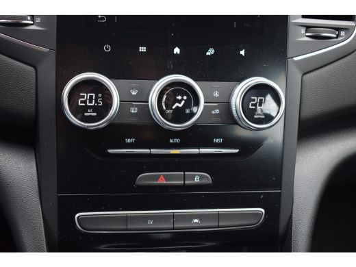 Renault Megane E-Tech 1.6 E-Tech Plug-In Hybrid 160 Business Zen | Apple CarPlay | Virtual | Camera | Climate ActivLease financial lease