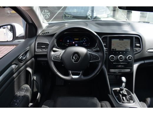 Renault Megane E-Tech 1.6 E-Tech Plug-In Hybrid 160 Business Zen | Apple CarPlay | Virtual | Camera | Climate ActivLease financial lease