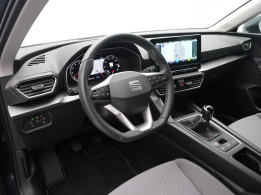 Seat Leon 1.0 TSI 110pk Style Business Intense Trekhaak Navigatie Camera Acc 23 ActivLease financial lease