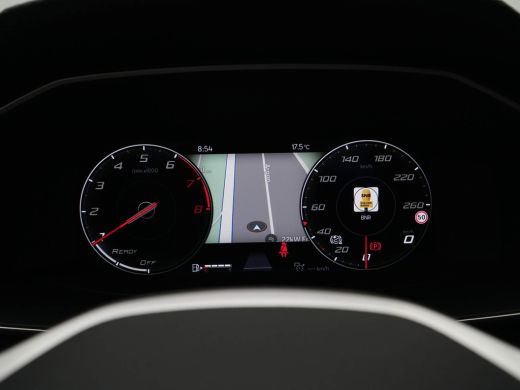 Seat Leon 1.0 TSI 110pk Style Business Intense Trekhaak Navigatie Camera Acc 23 ActivLease financial lease