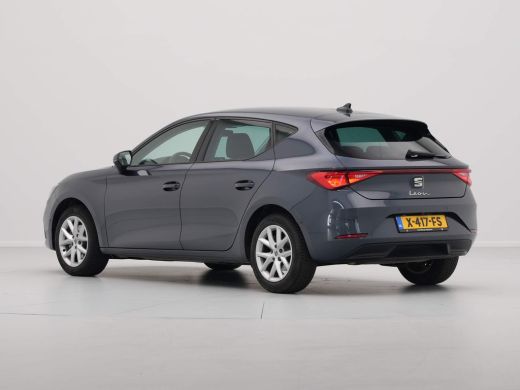 Seat Leon 1.0 TSI 110pk Style Business Intense Trekhaak Navigatie Camera Acc 23 ActivLease financial lease