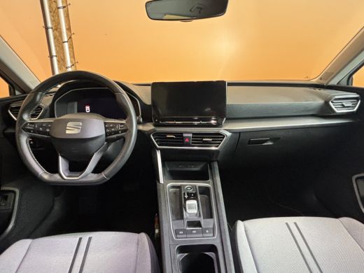 Seat Leon Sportstourer 1.5 eTSI Style Launch Edition automaat | navigatie cruise control | pdc ActivLease financial lease