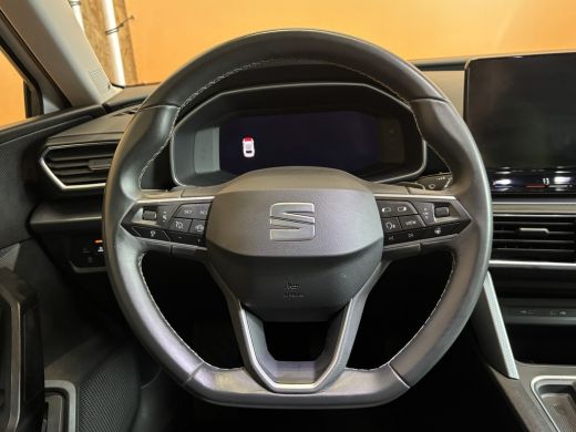 Seat Leon Sportstourer 1.5 eTSI Style Launch Edition automaat | navigatie cruise control | pdc ActivLease financial lease